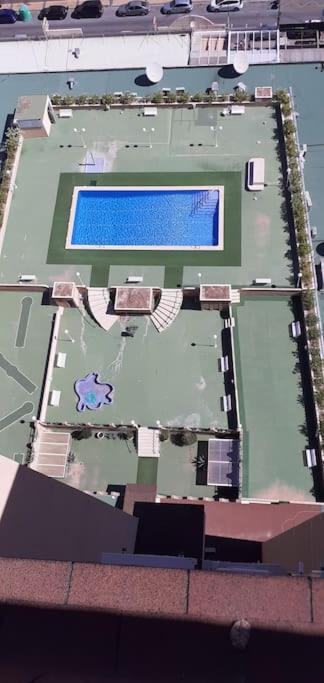 Atico Con Gran Terraza Διαμέρισμα Μπένιντορμ Εξωτερικό φωτογραφία