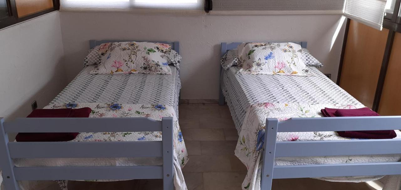 Atico Con Gran Terraza Διαμέρισμα Μπένιντορμ Εξωτερικό φωτογραφία