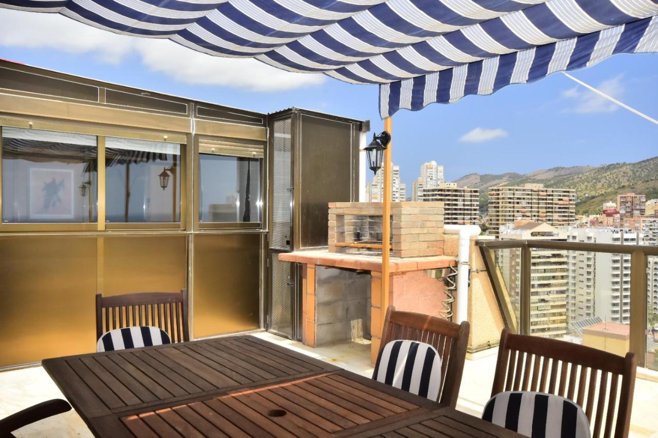 Atico Con Gran Terraza Διαμέρισμα Μπένιντορμ Εξωτερικό φωτογραφία