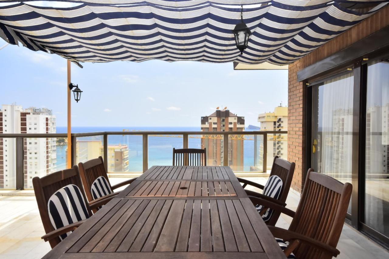 Atico Con Gran Terraza Διαμέρισμα Μπένιντορμ Εξωτερικό φωτογραφία