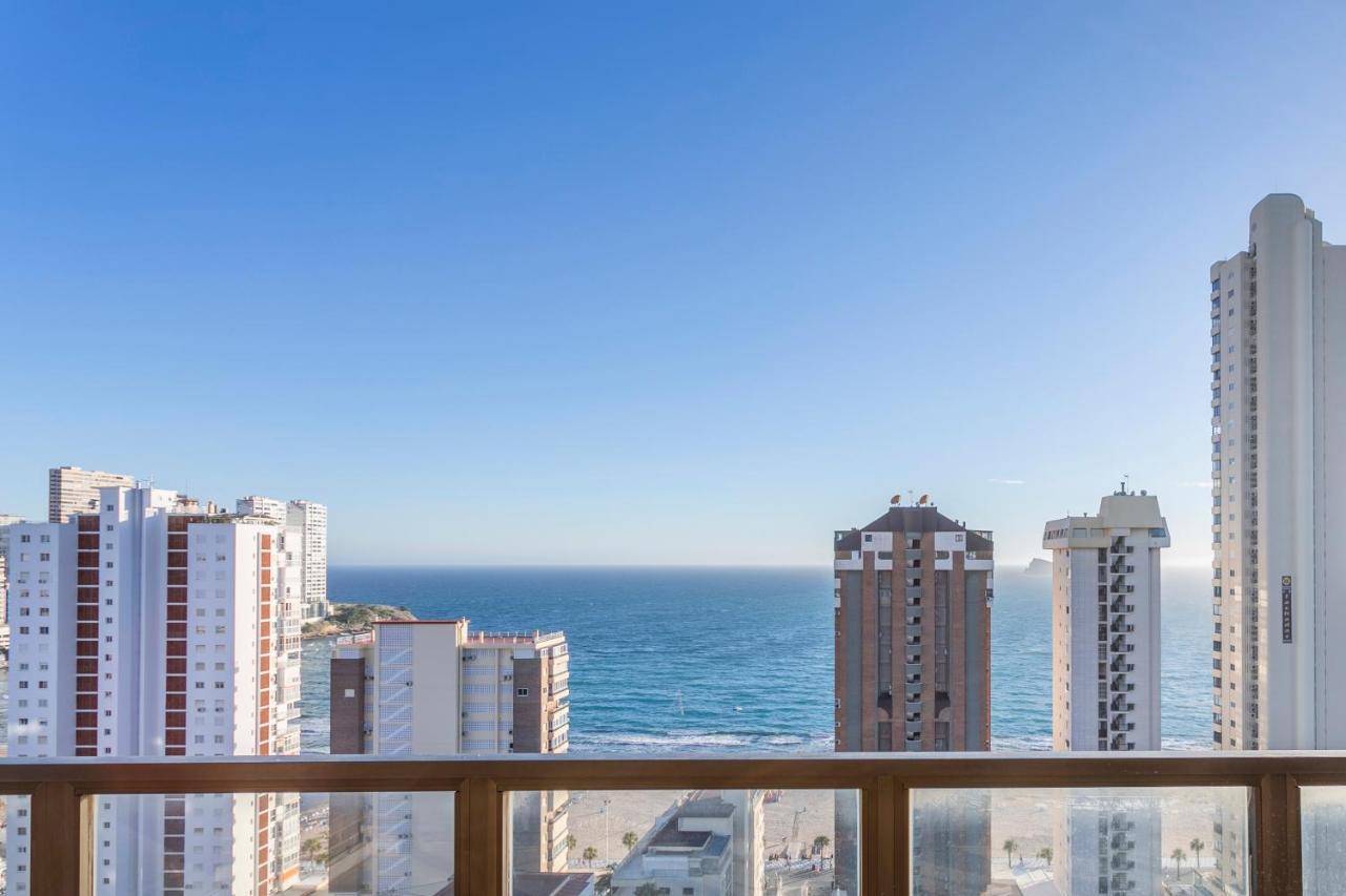 Atico Con Gran Terraza Διαμέρισμα Μπένιντορμ Εξωτερικό φωτογραφία