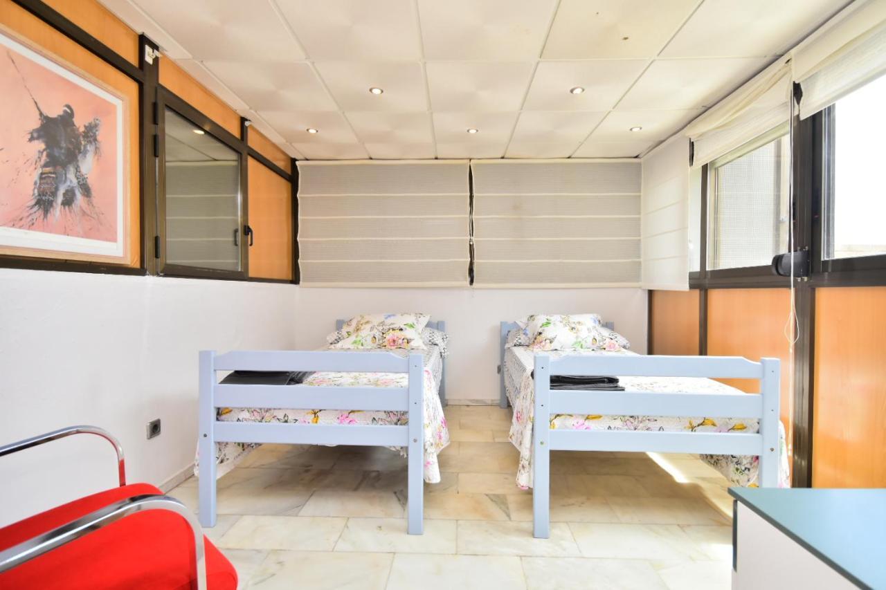 Atico Con Gran Terraza Διαμέρισμα Μπένιντορμ Εξωτερικό φωτογραφία